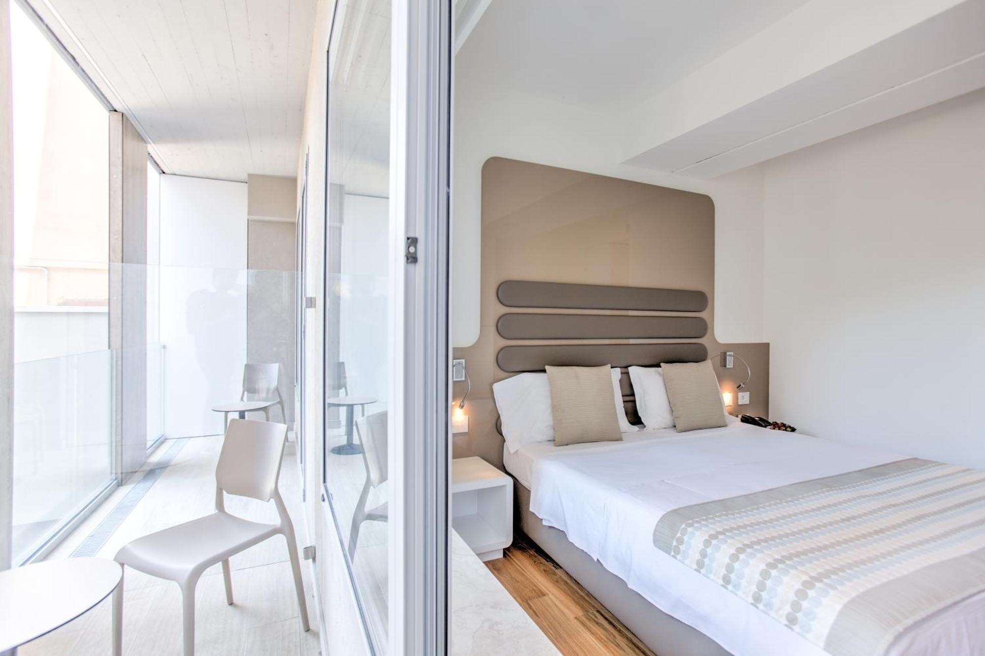 Superior Triple Room,1215932701:JPEG
